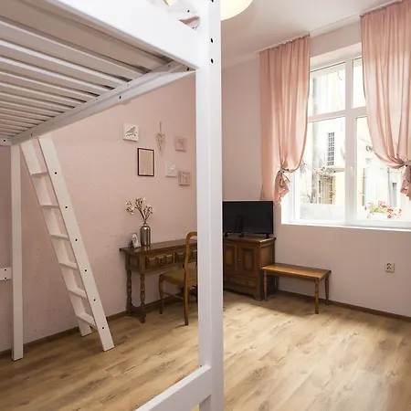 Къща за гости Nice Place Grafa София