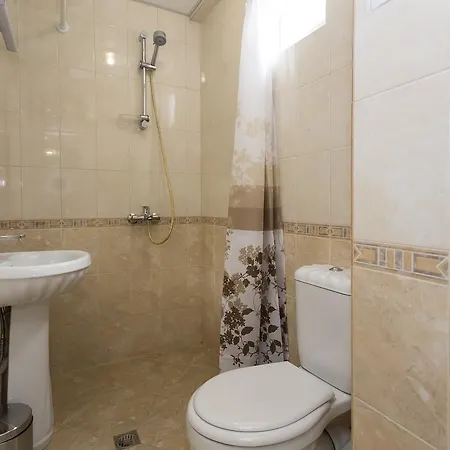 Nice Place Grafa Къща за гости